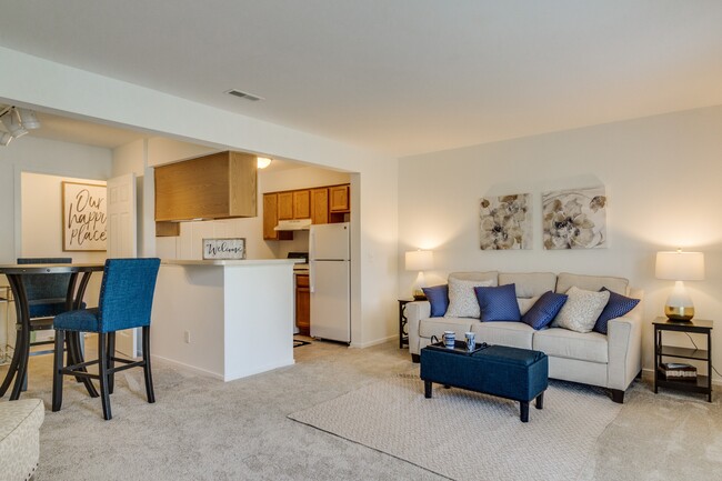 Northport Apartments in Macomb, MI - Foto de edificio - Building Photo