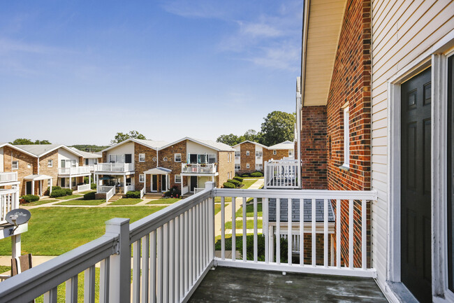 Galloway Court Apartment Homes in New Castle, DE - Building Photo - Building Photo