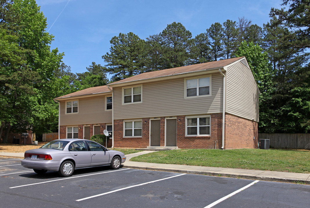 Woodstone Apartments in Charlotte, NC - Building Photo