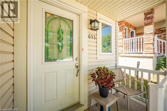 653 Royal Fern St in Waterloo, ON - Building Photo - Building Photo