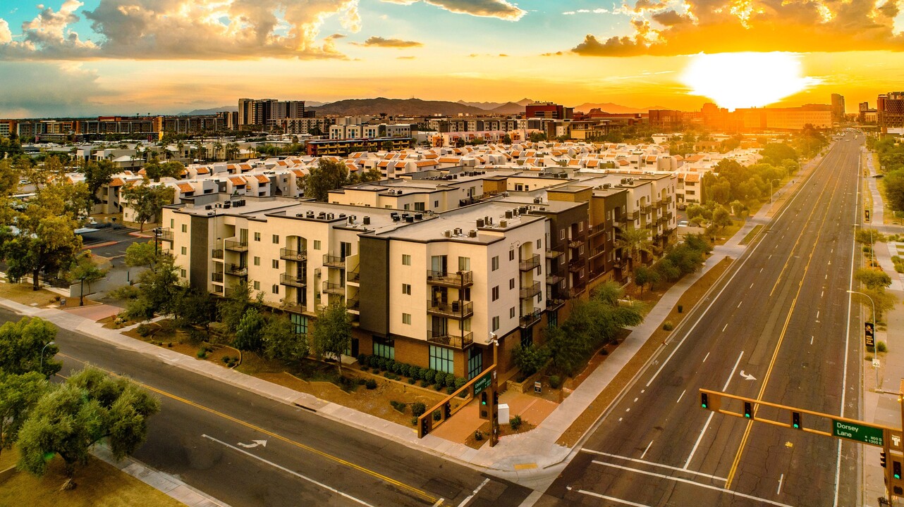 The Fredrick Tempe in Tempe, AZ - Building Photo