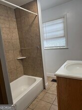 2828 Waters Dr SW in Atlanta, GA - Foto de edificio - Building Photo
