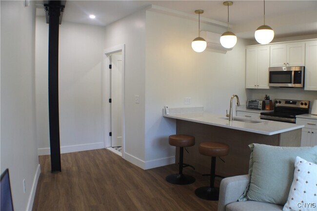 110 Hotel St in Utica, NY - Building Photo - Building Photo