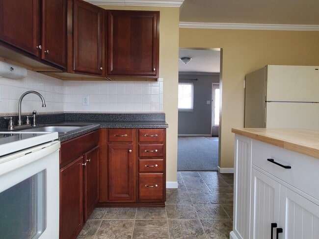 5310 Godfrey Rd, Unit 24 in Godfrey, IL - Building Photo - Building Photo