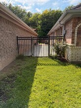816 Claycourt Cir in Fort Worth, TX - Building Photo - Building Photo