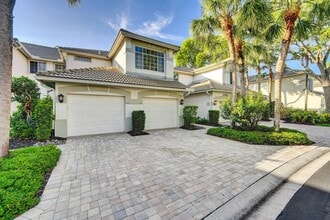 27031 Lake Harbor Ct in Bonita Springs, FL - Foto de edificio - Building Photo