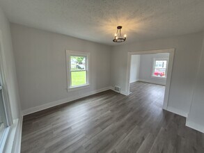 210 S Hedges St in Dayton, OH - Building Photo - Building Photo