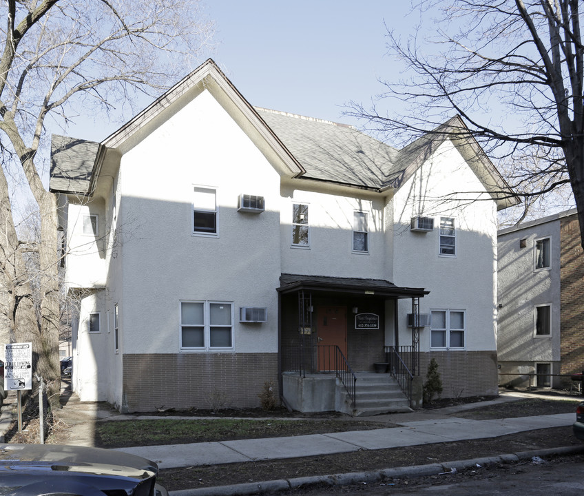 1714 2nd Ave S in Minneapolis, MN - Foto de edificio