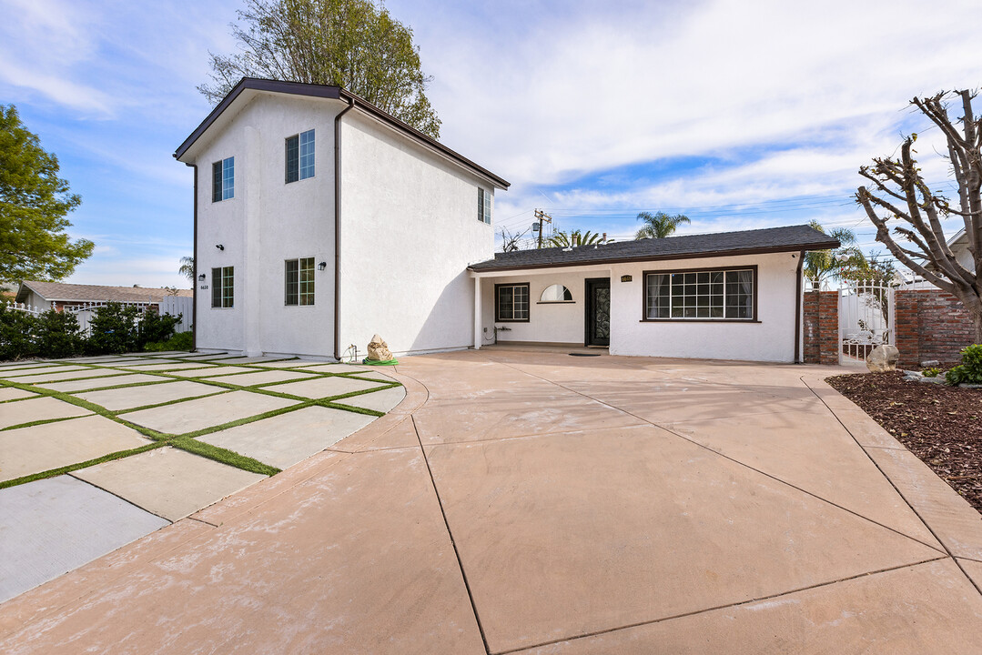 6648 Valley Circle Blvd in West Hills, CA - Building Photo