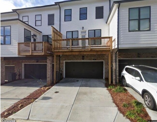 property at 1117 Larkin Dr