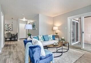 8330 Zuni St in Denver, CO - Building Photo - Building Photo