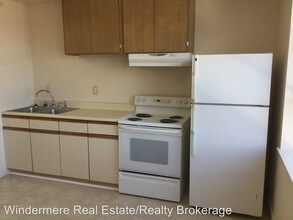 2808 Hoyt Ave in Everett, WA - Building Photo - Building Photo