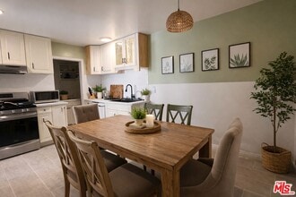 522 Westminster Ave in Alhambra, CA - Building Photo - Building Photo