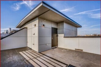 2000 Park Ave in Dallas, TX - Foto de edificio - Building Photo