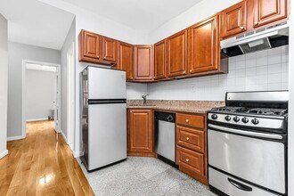 568 Baltic St in Brooklyn, NY - Building Photo - Building Photo