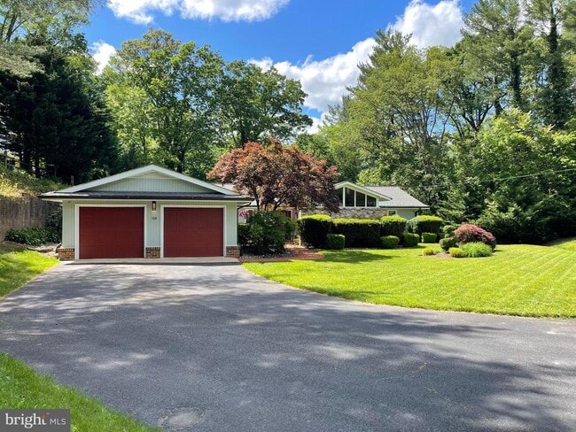 108 Oak Ridge Ln in Winchester, VA - Building Photo - Building Photo