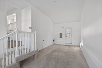 1013 Sherry Ave in Virginia Beach, VA - Building Photo - Building Photo