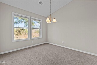 6748 Willowbrook Dr in Fayetteville, NC - Foto de edificio - Building Photo