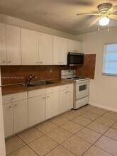 1631 SW 44th Ave in Fort Lauderdale, FL - Building Photo - Building Photo