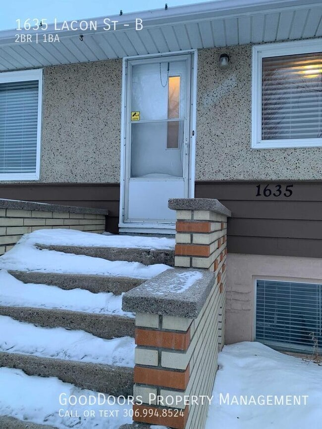 property at 1635 Lacon St