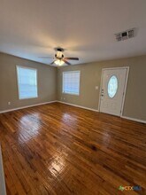 784 Samuels St in New Braunfels, TX - Building Photo - Building Photo