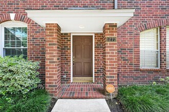 1273 El Camino Village Dr in Houston, TX - Building Photo - Building Photo
