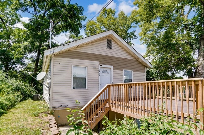 property at 932 Spring St