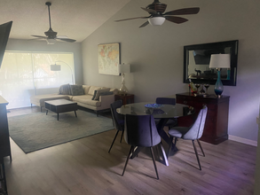 621 Squire Cir in Naples, FL - Building Photo - Building Photo