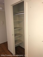 1416 SE Duke St in Portland, OR - Building Photo - Building Photo