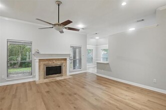 4101 Hideaway Dr in Arlington, TX - Building Photo - Building Photo