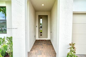 30707 SW 193rd Ave in Homestead, FL - Building Photo - Building Photo