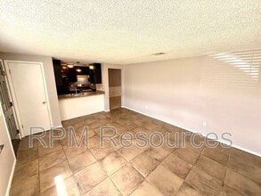 12409 SW 2nd St in Yukon, OK - Building Photo - Building Photo