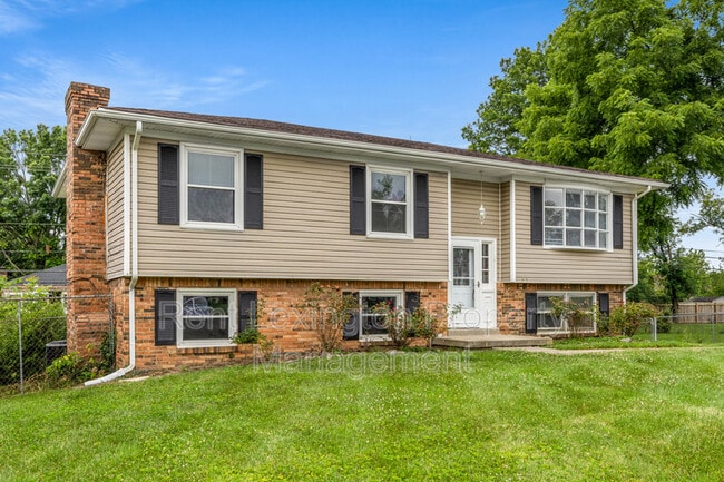 315 S Eagle Creek Dr in Lexington, KY - Building Photo - Building Photo