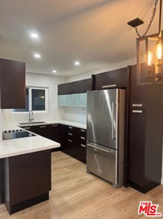 5300 Fairview Blvd in Los Angeles, CA - Building Photo