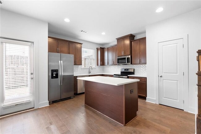 property at 6256 Hillandale Dr