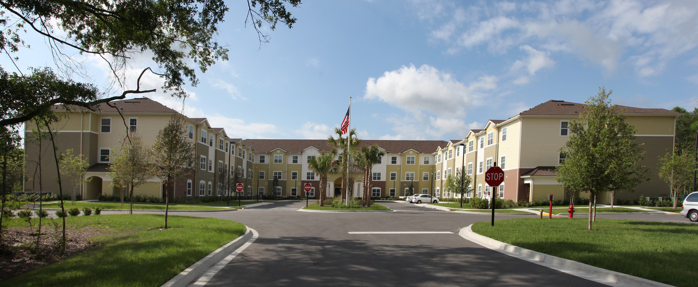 Marcis Pointe in Jacksonville, FL - Foto de edificio