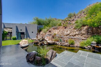 4228 E Highlands Dr in Paradise Valley, AZ - Building Photo - Building Photo