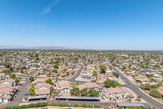 College Park Woods in Chandler, AZ - Building Photo - Building Photo