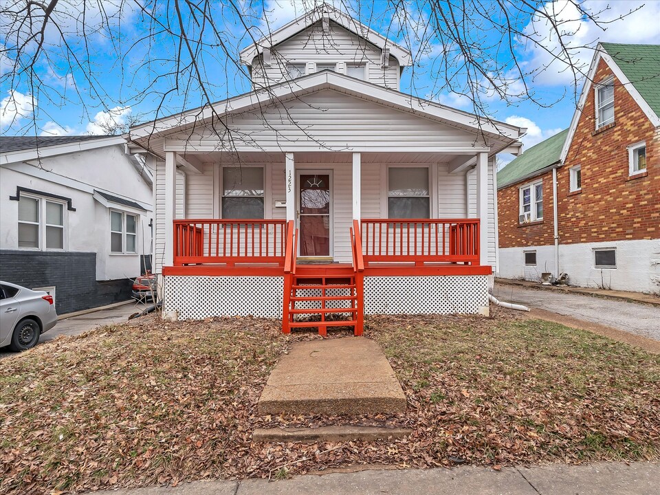 1223 Gruner pl in St. Louis, MO - Foto de edificio