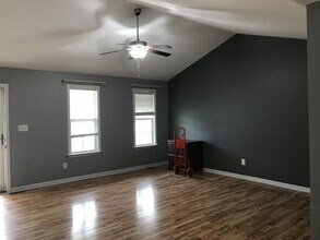 206 Hudson Farm's Way in Dunn, NC - Building Photo - Building Photo