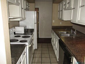 1707 W Currier Ave in Artesia, NM - Building Photo - Building Photo