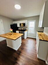 26 Edgeworth St in Worcester, MA - Building Photo - Building Photo