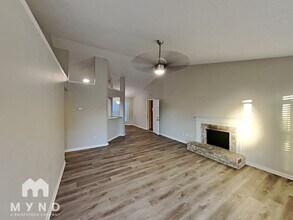 1307 Yorkdale Dr in Charlotte, NC - Building Photo - Building Photo
