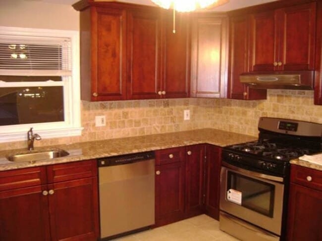 property at 28 Wolfle St