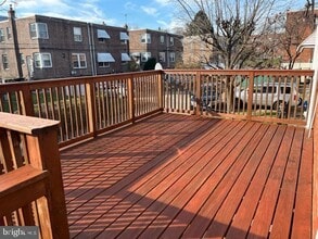 710 Tyson Ave in Philadelphia, PA - Building Photo - Building Photo