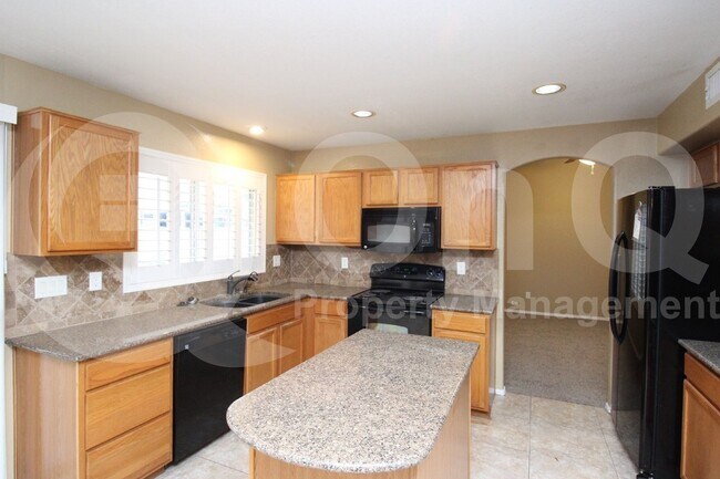 5326 W Taro Ln in Glendale, AZ - Building Photo - Building Photo