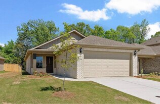 14774 Ravenel Dr in Harvest, AL - Building Photo