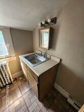 2120 Renrock Rd-Unit -Unit 3 in Cleveland Heights, OH - Building Photo - Building Photo