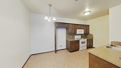 1722 W Palm Pl in Oklahoma City, OK - Building Photo - Building Photo