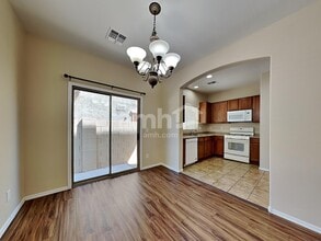 14241 W Port Royale Ln in Surprise, AZ - Building Photo - Building Photo